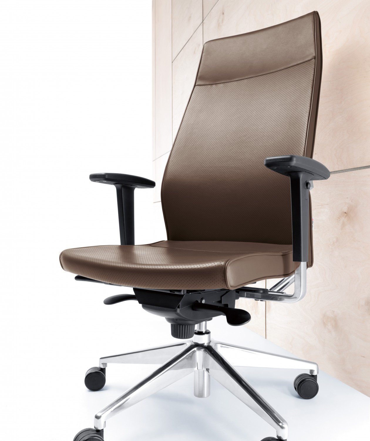 Active Swivel Executive Office Chair| allstorageproviders.ie |  1